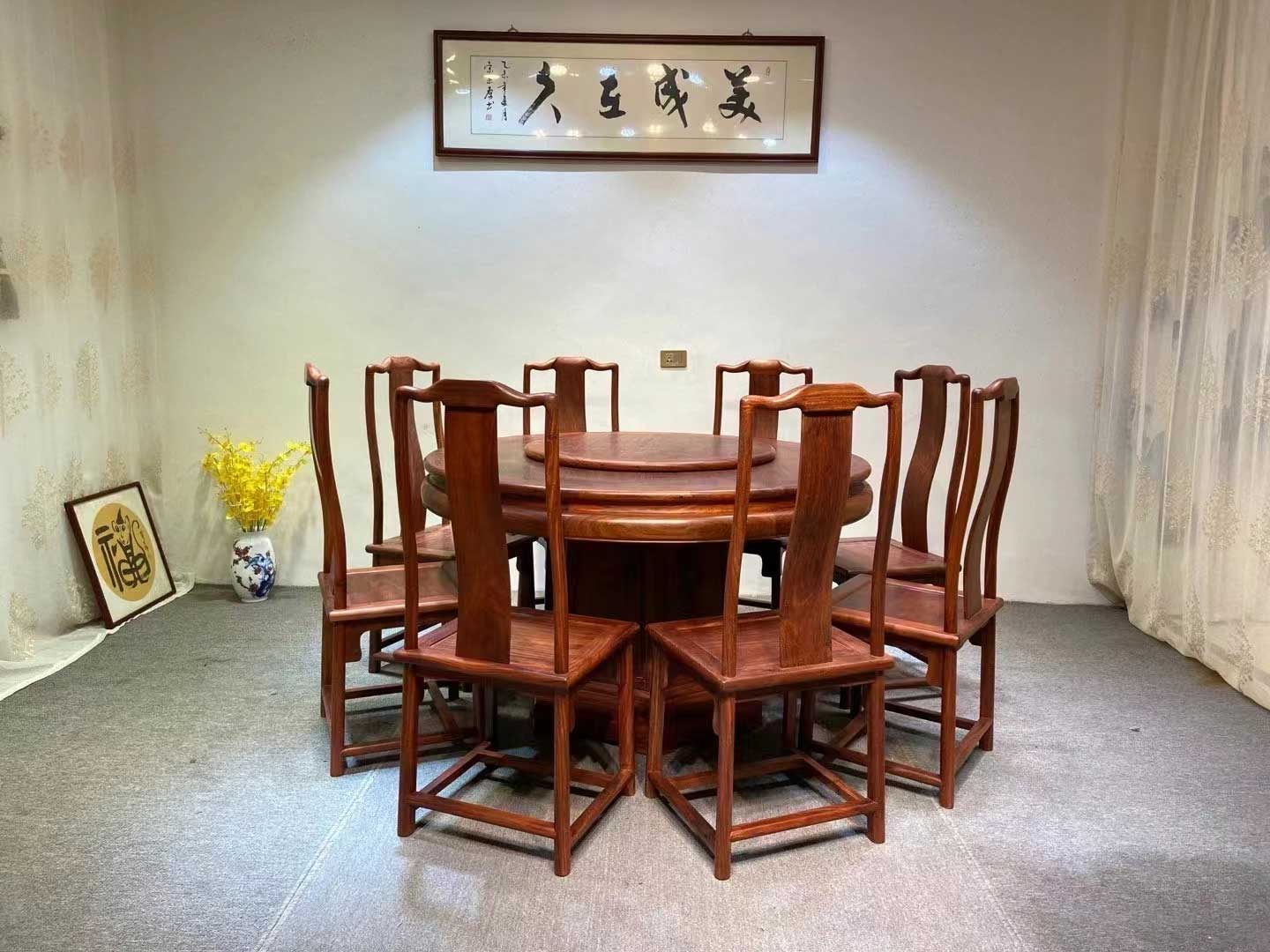 餐厅红木圆桌